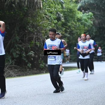 Runner Photo 4763936