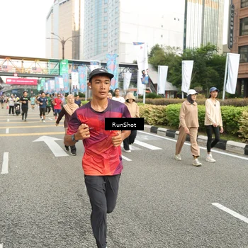 Runner Photo 4763945