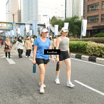 Runner Photo 4763975
