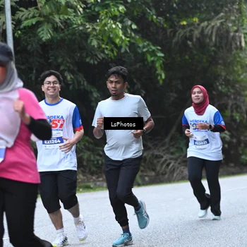 Runner Photo 4764000