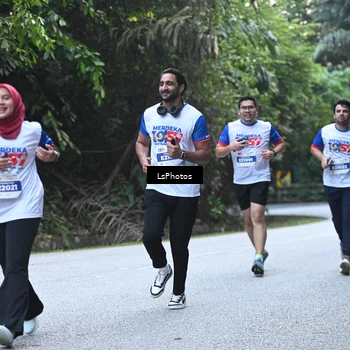 Runner Photo 4764010