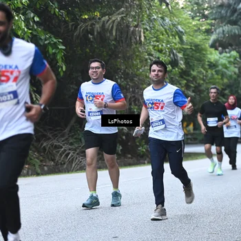 Runner Photo 4764021