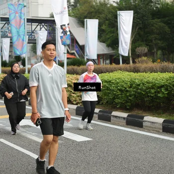 Runner Photo 4764025