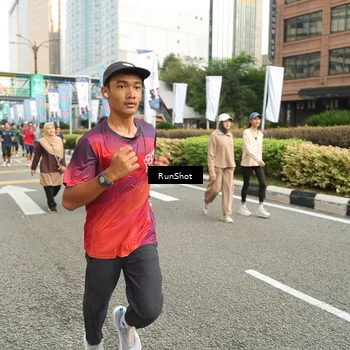 Runner Photo 4764036