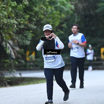 Runner Photo 4764052
