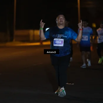 Runner Photo 4764062