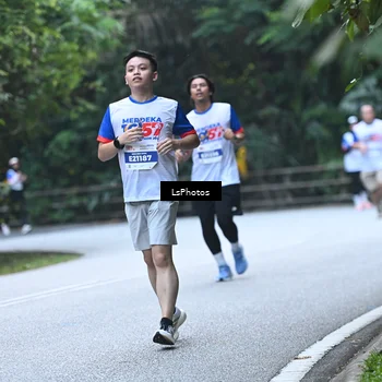 Runner Photo 4764063