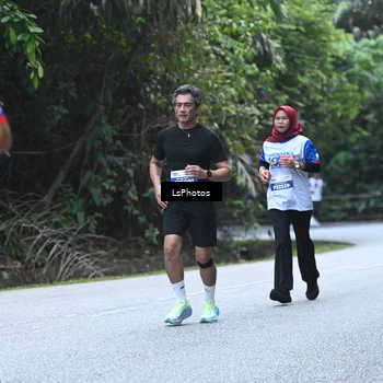 Runner Photo 4764071