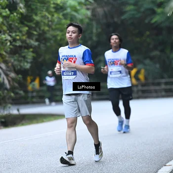 Runner Photo 4764072