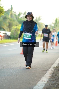 Runner Photo 4764115
