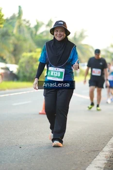 Runner Photo 4764121