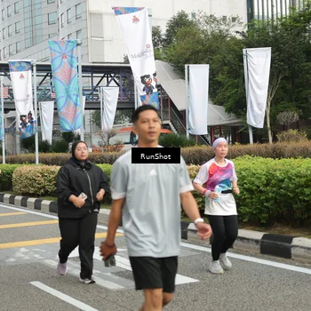 Runner Photo 4764133