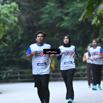 Runner Photo 4764137