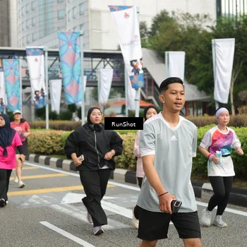 Runner Photo 4764143
