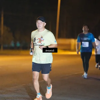 Runner Photo 4764227