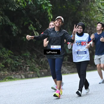 Runner Photo 4764238