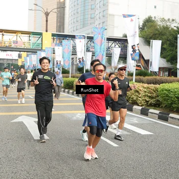 Runner Photo 4764260