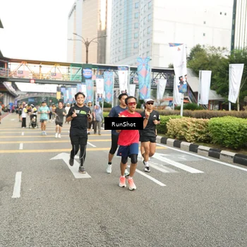 Runner Photo 4764272