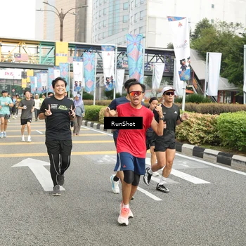 Runner Photo 4764299