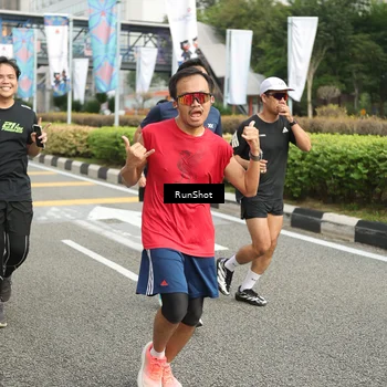 Runner Photo 4764308