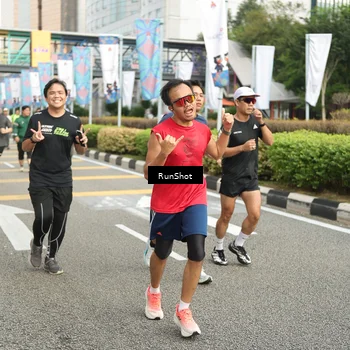Runner Photo 4764309