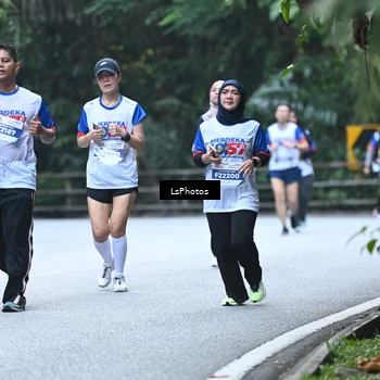Runner Photo 4764315