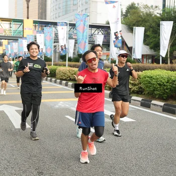 Runner Photo 4764333