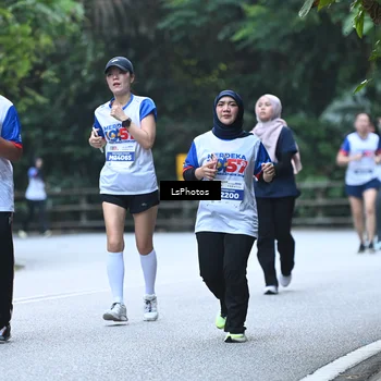 Runner Photo 4764360