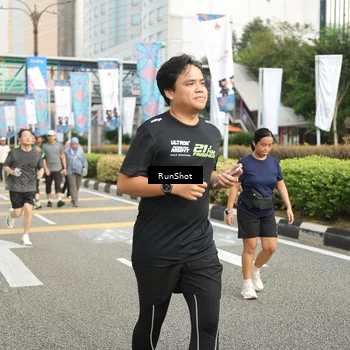Runner Photo 4764364