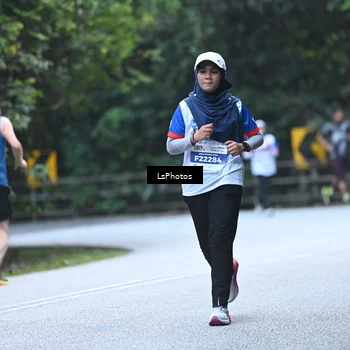 Runner Photo 4764372