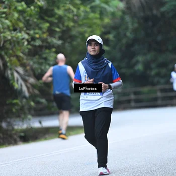 Runner Photo 4764375