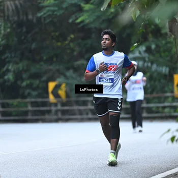 Runner Photo 4764381