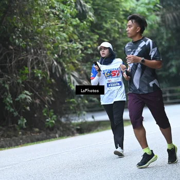 Runner Photo 4764404