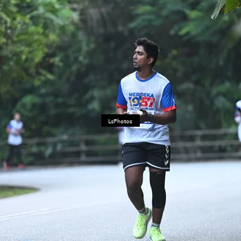 Runner Photo 4764409