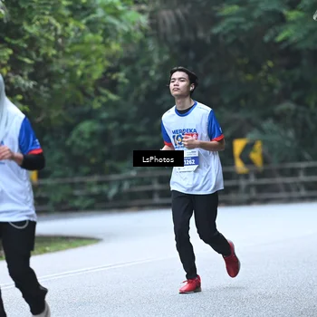 Runner Photo 4764411