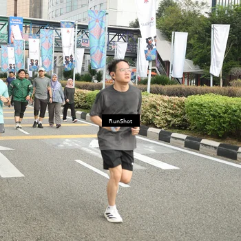 Runner Photo 4764426