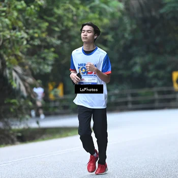 Runner Photo 4764437
