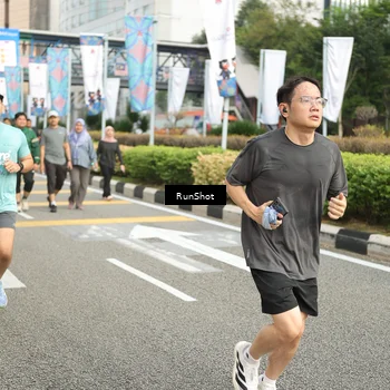 Runner Photo 4764438