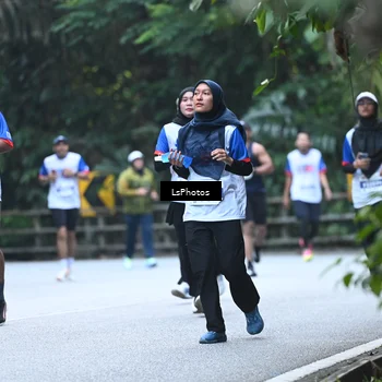 Runner Photo 4764455