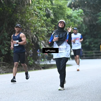 Runner Photo 4764461