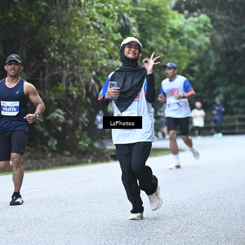 Runner Photo 4764463
