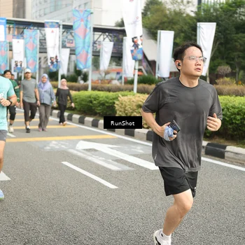 Runner Photo 4764480