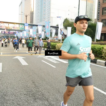 Runner Photo 4764498