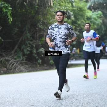 Runner Photo 4764512