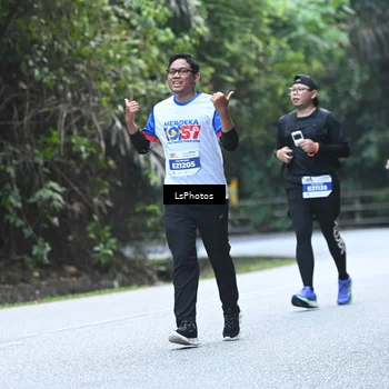 Runner Photo 4764566