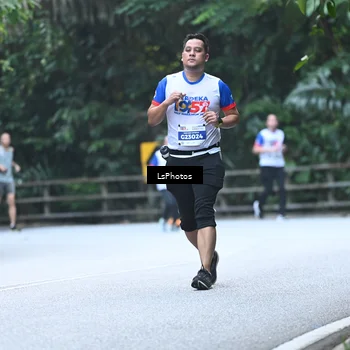 Runner Photo 4764602