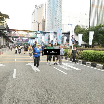 Runner Photo 4764612