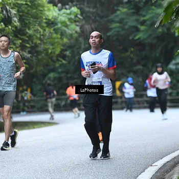 Runner Photo 4764625