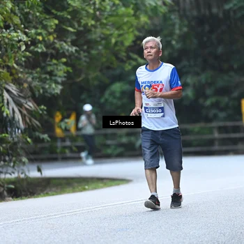 Runner Photo 4764663