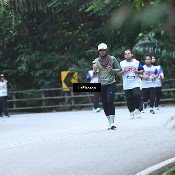 Runner Photo 4764684